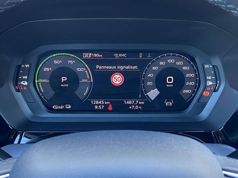 Acheter Audi A3 A3 Sportback 40 TFSIe 204 S tronic 6 Business Executive 5p occasion dans les concessions du Groupe Faurie
