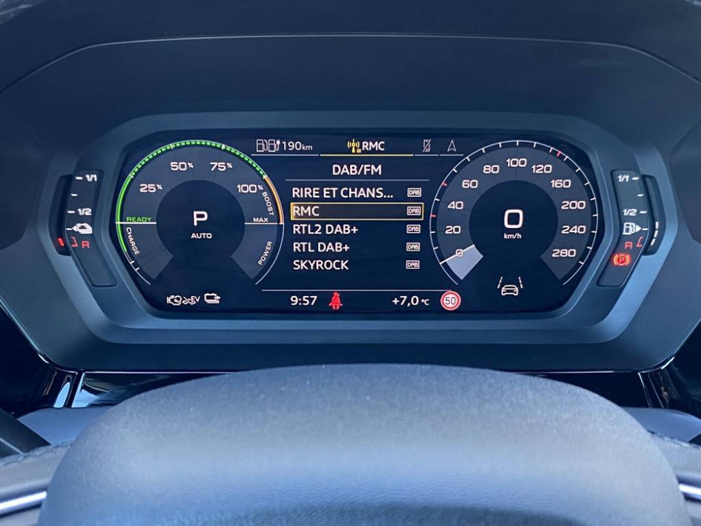 Acheter Audi A3 A3 Sportback 40 TFSIe 204 S tronic 6 Business Executive 5p occasion dans les concessions du Groupe Faurie
