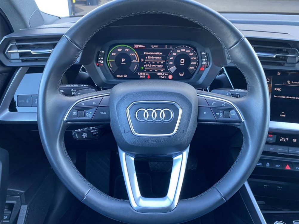 Acheter Audi A3 A3 Sportback 40 TFSIe 204 S tronic 6 Business Executive 5p occasion dans les concessions du Groupe Faurie