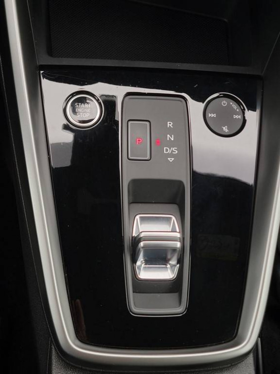 Acheter Audi A3 A3 Sportback 30 TDI 116 S tronic 7 S Line 5p occasion dans les concessions du Groupe Faurie
