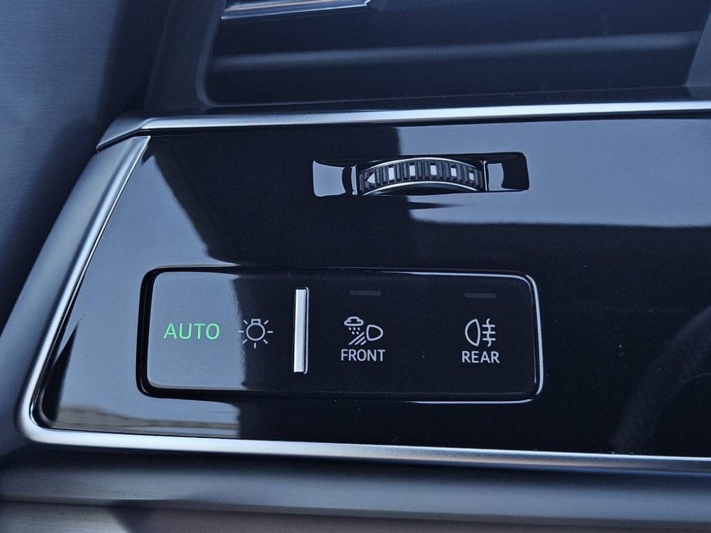 Acheter Audi Q8 Q8 50 TDI 286 Tiptronic 8 Quattro S line 5p occasion dans les concessions du Groupe Faurie
