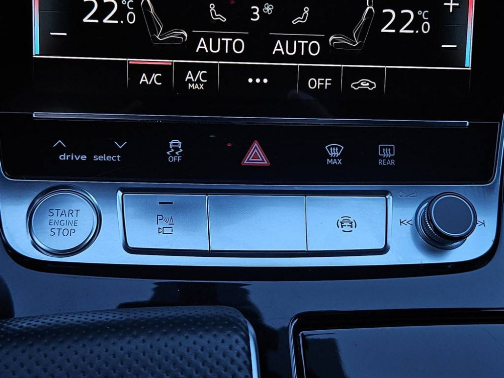 Acheter Audi Q8 Q8 50 TDI 286 Tiptronic 8 Quattro S line 5p occasion dans les concessions du Groupe Faurie