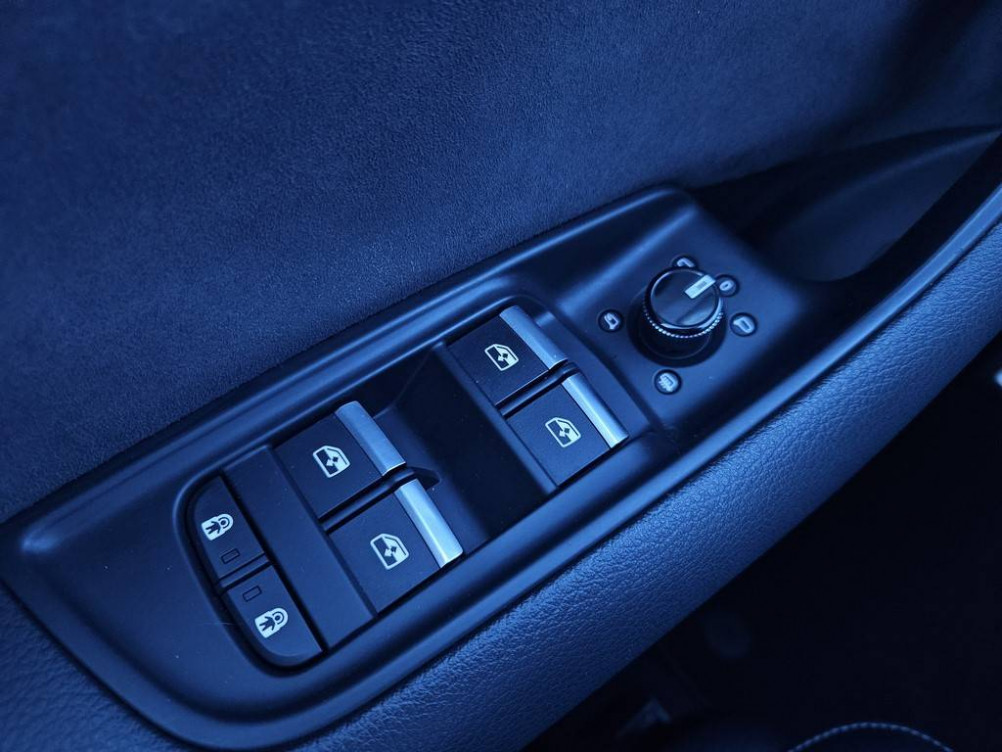 Acheter Audi Q8 Q8 50 TDI 286 Tiptronic 8 Quattro S line 5p occasion dans les concessions du Groupe Faurie