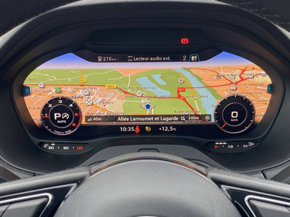 Acheter Audi Q2 Q2 30 TDI 116 S tronic 7 Business line 5p occasion dans les concessions du Groupe Faurie