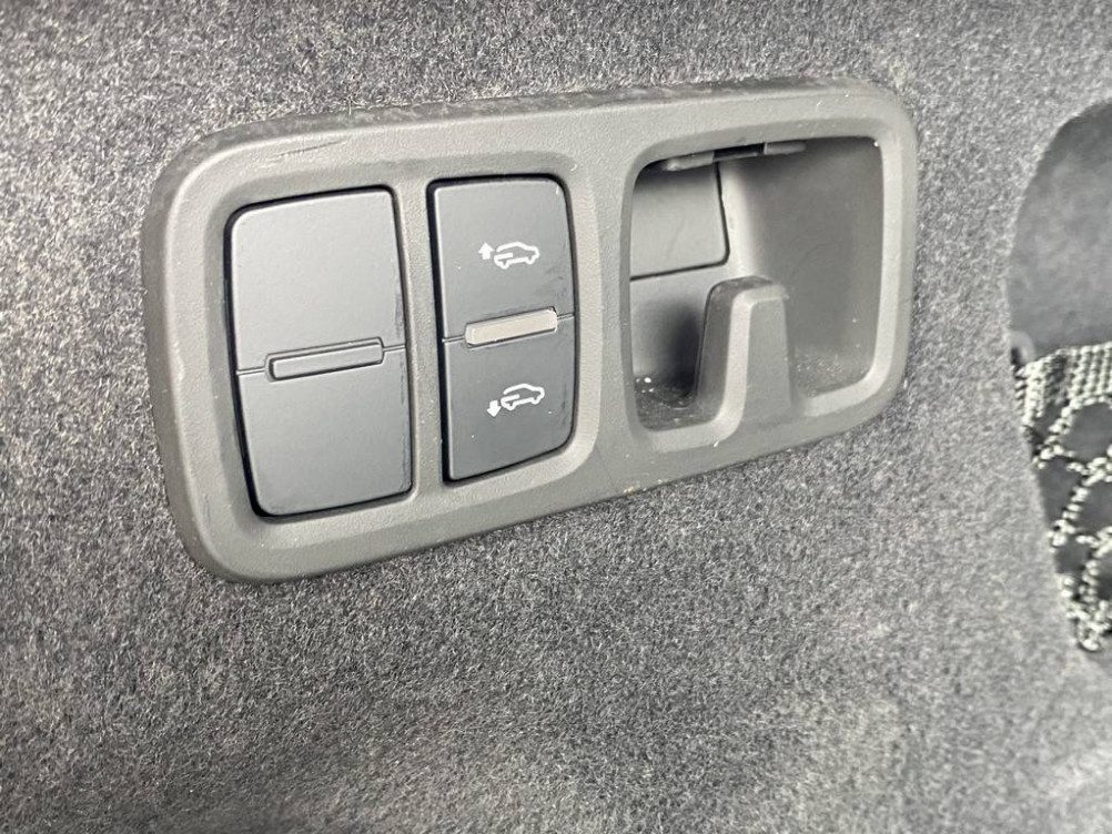 Acheter Audi Q8 Q8 60 TFSI e 462 Tiptronic 8 Quattro Compétition 5p occasion dans les concessions du Groupe Faurie