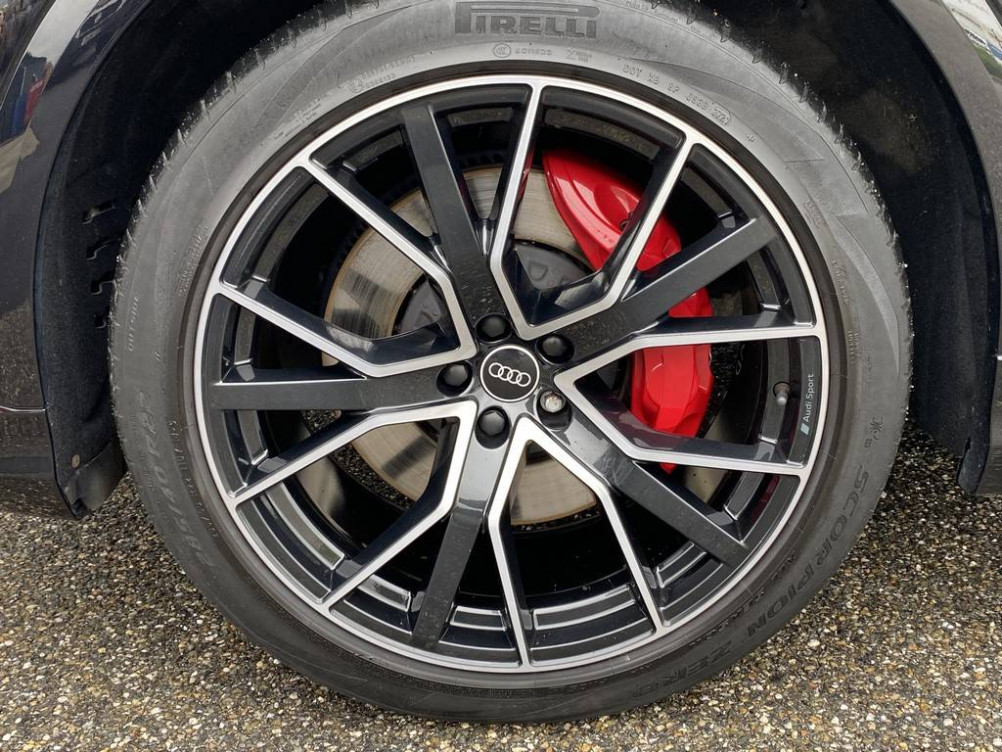 Acheter Audi Q8 Q8 60 TFSI e 462 Tiptronic 8 Quattro Compétition 5p occasion dans les concessions du Groupe Faurie