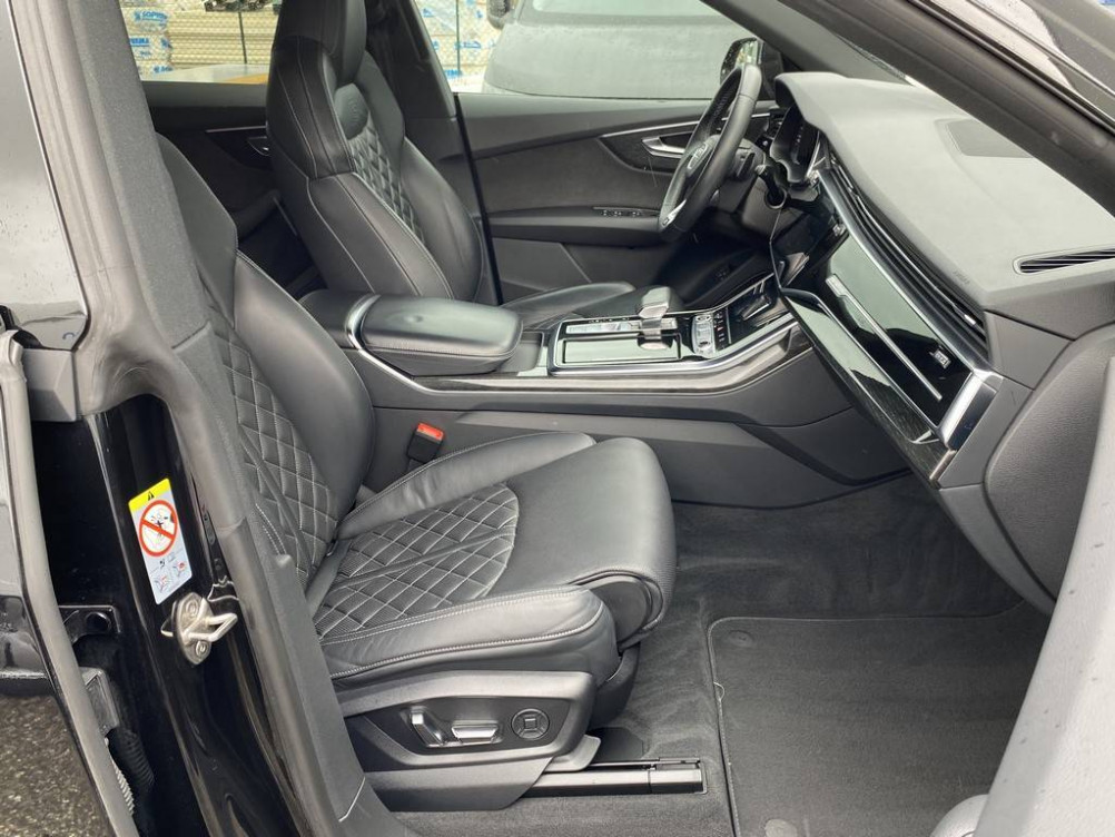 Acheter Audi Q8 Q8 60 TFSI e 462 Tiptronic 8 Quattro Compétition 5p occasion dans les concessions du Groupe Faurie