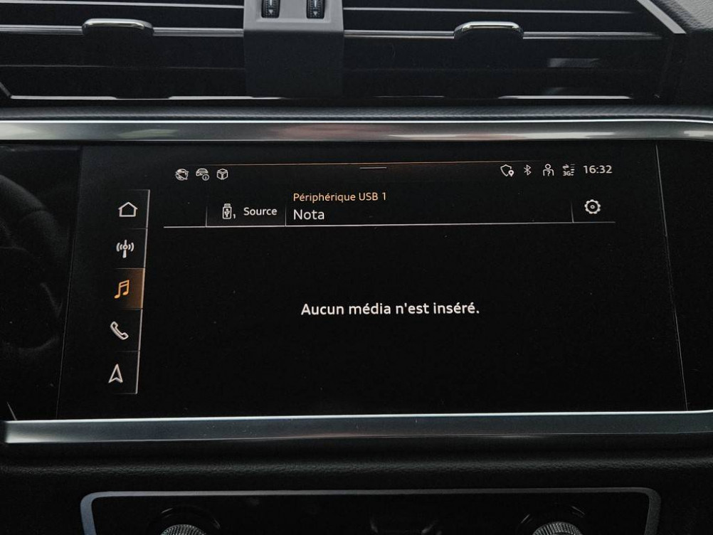 Acheter Audi Q3 Q3 35 TFSI 150 ch S tronic 7 Business line 5p occasion dans les concessions du Groupe Faurie
