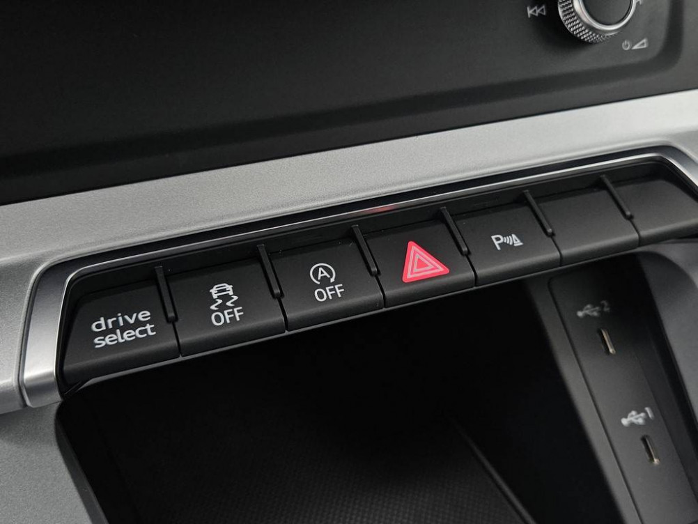Acheter Audi Q3 Q3 35 TFSI 150 ch S tronic 7 Business line 5p occasion dans les concessions du Groupe Faurie