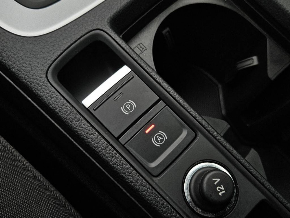 Acheter Audi Q3 Q3 35 TFSI 150 ch S tronic 7 Business line 5p occasion dans les concessions du Groupe Faurie