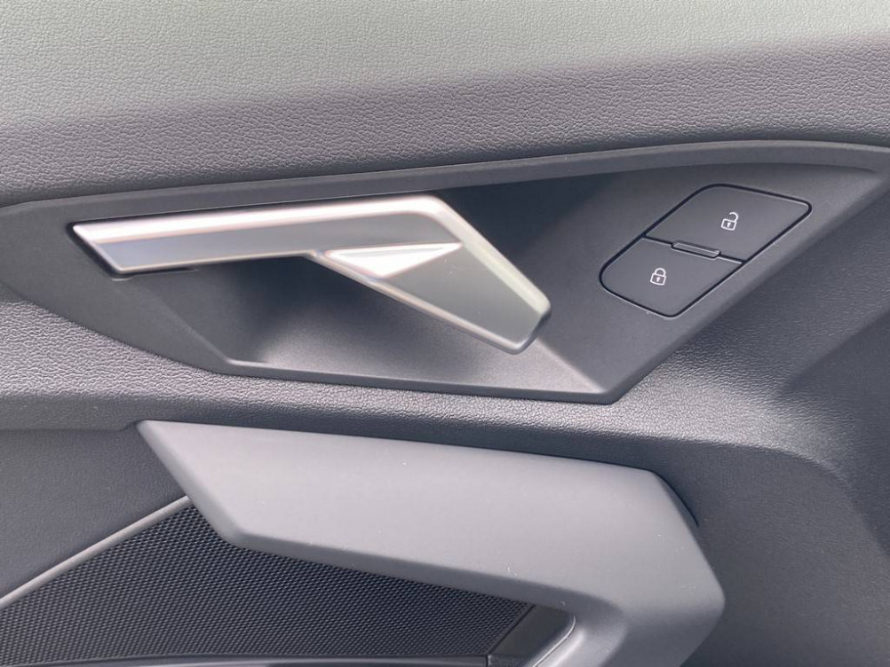 Acheter Audi A3 A3 Sportback 30 TDI 116 S tronic 7 S Line 5p occasion dans les concessions du Groupe Faurie