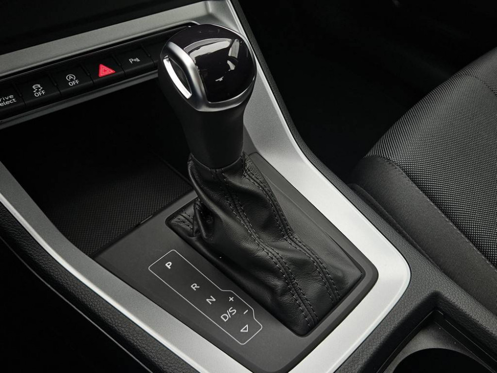 Acheter Audi Q3 Q3 35 TFSI 150 ch S tronic 7 Business line 5p occasion dans les concessions du Groupe Faurie