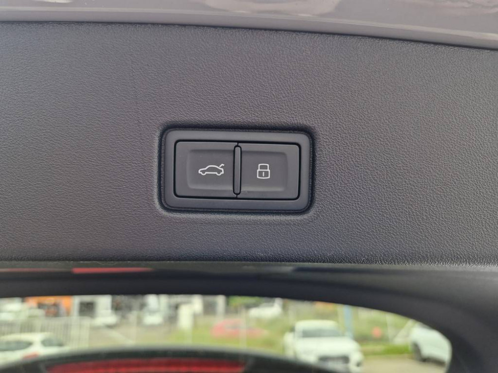 Acheter Audi Q4 Q4 e-tron 45 285 ch 82 kWh  5p neuf dans les concessions du Groupe Faurie