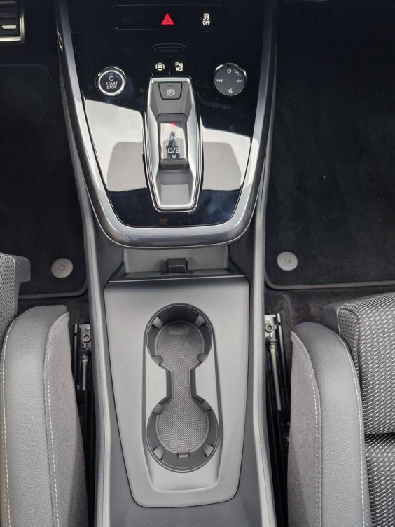 Acheter Audi Q4 Q4 e-tron 45 285 ch 82 kWh  5p neuf dans les concessions du Groupe Faurie
