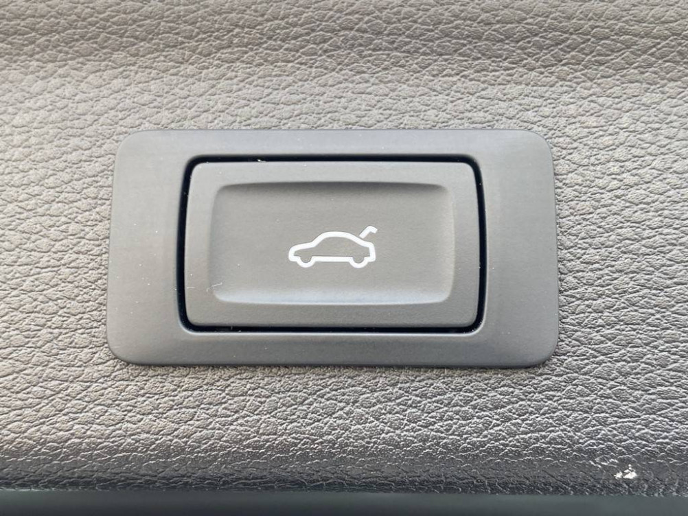 Acheter Audi Q3 Q3 35 TFSI 150 ch S tronic 7 S line 5p occasion dans les concessions du Groupe Faurie