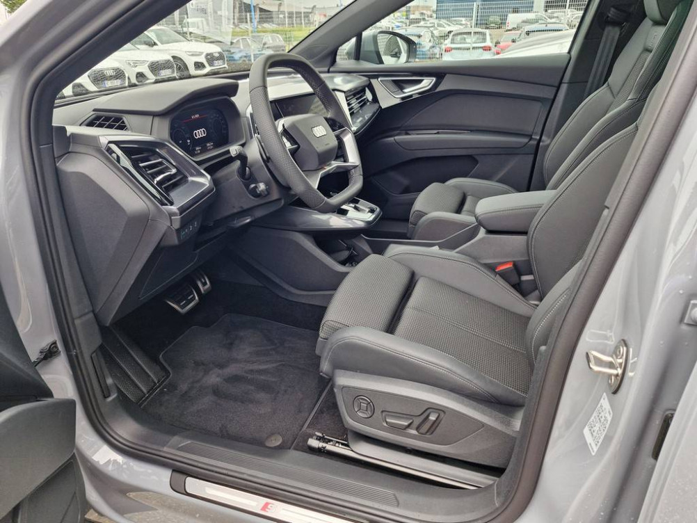 Acheter Audi Q4 Q4 e-tron 45 285 ch 82 kWh  5p neuf dans les concessions du Groupe Faurie