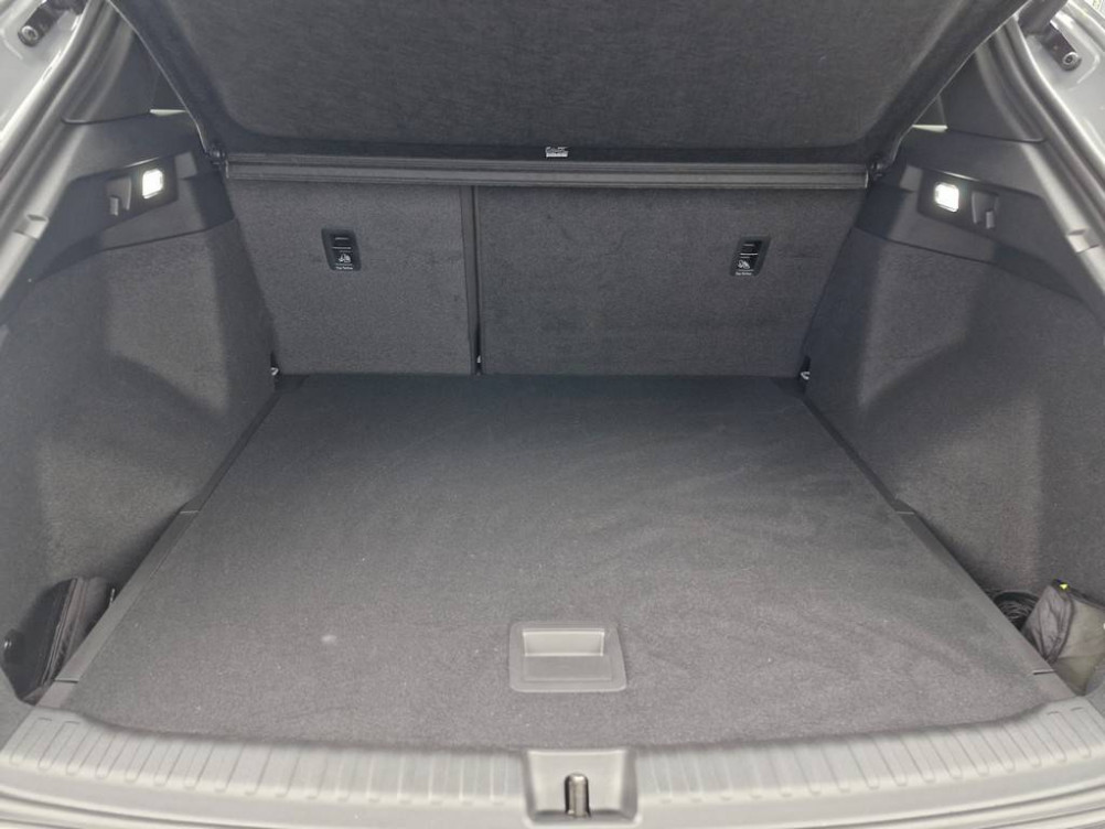 Acheter Audi Q4 Q4 e-tron 45 285 ch 82 kWh  5p neuf dans les concessions du Groupe Faurie