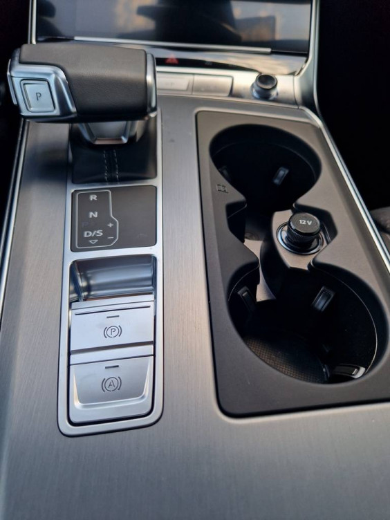 Acheter Audi A6 A6 50 TFSIe 299 ch S tronic 7 Quattro S line 4p neuf dans les concessions du Groupe Faurie