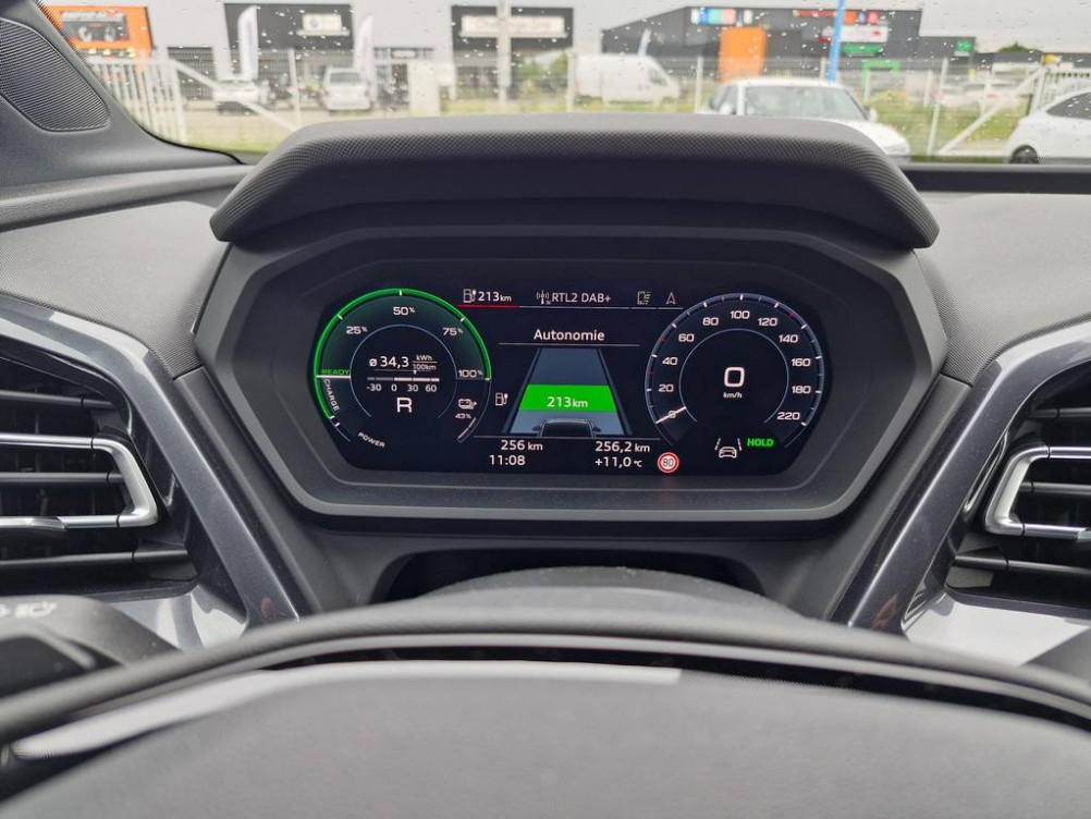 Acheter Audi Q4 Q4 e-tron 45 285 ch 82 kWh  5p neuf dans les concessions du Groupe Faurie