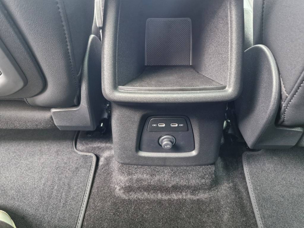 Acheter Audi Q4 Q4 e-tron 45 285 ch 82 kWh  5p neuf dans les concessions du Groupe Faurie