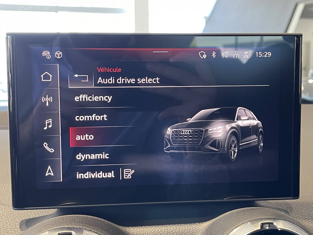 Acheter Audi Q2 Q2 35 TFSI 150 S tronic 7 Black Edition 5p neuf dans les concessions du Groupe Faurie