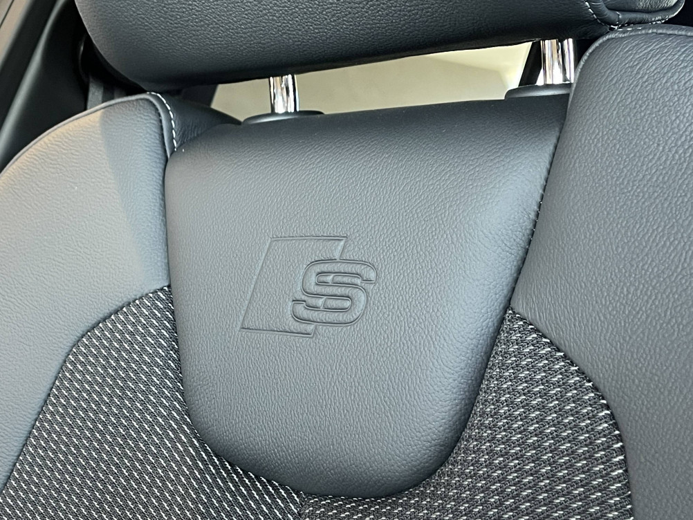Acheter Audi Q2 Q2 35 TFSI 150 S tronic 7 Black Edition 5p neuf dans les concessions du Groupe Faurie
