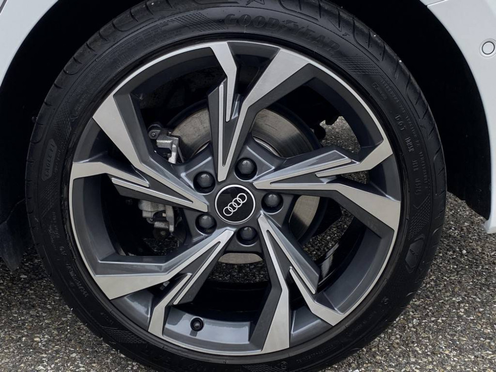 Acheter Audi A3 A3 Sportback 40 TFSIe 204 S tronic 6 S Line 5p occasion dans les concessions du Groupe Faurie
