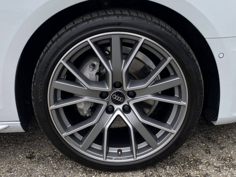 Acheter Audi A4 A4 Avant 40 TDI 204 S tronic 7 Competition 5p occasion dans les concessions du Groupe Faurie