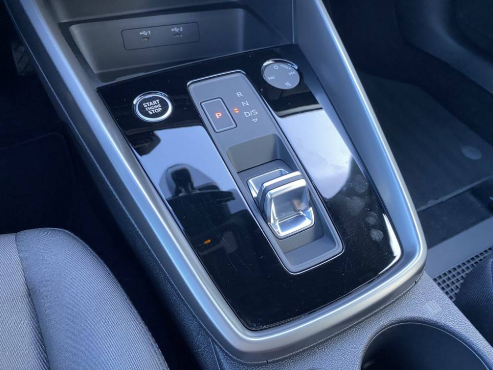 Acheter Audi A3 A3 Sportback 40 TFSIe 204 S tronic 6 Business Executive 5p occasion dans les concessions du Groupe Faurie