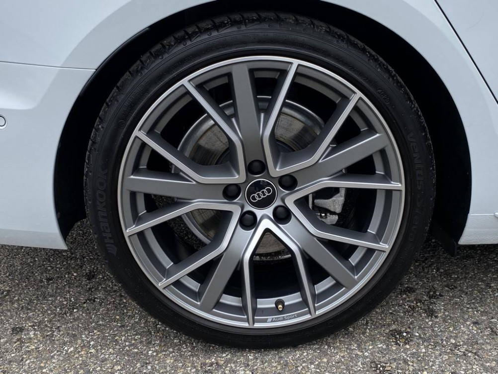Acheter Audi A4 A4 Avant 40 TDI 204 S tronic 7 Competition 5p occasion dans les concessions du Groupe Faurie