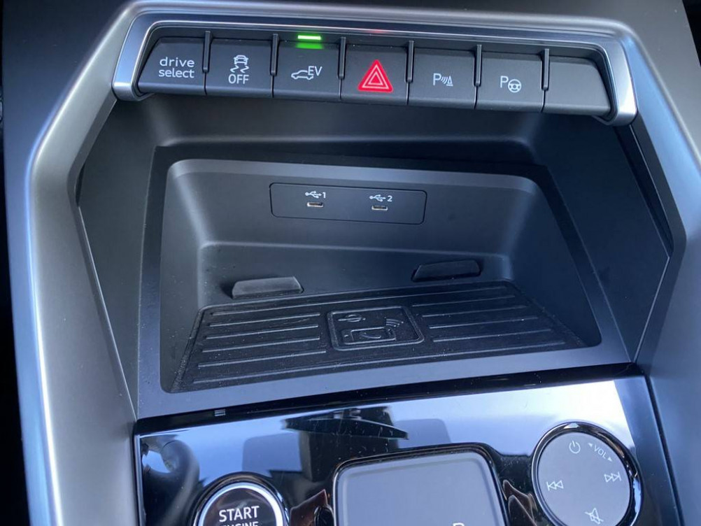 Acheter Audi A3 A3 Sportback 40 TFSIe 204 S tronic 6 Business Executive 5p occasion dans les concessions du Groupe Faurie