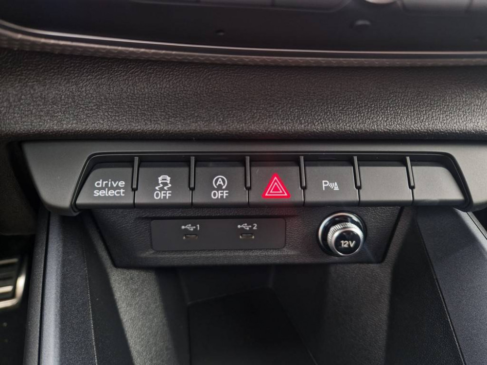 Acheter Audi A1 A1 Sportback 30 TFSI 116 ch S tronic 7 S Line Plus 5p neuf dans les concessions du Groupe Faurie