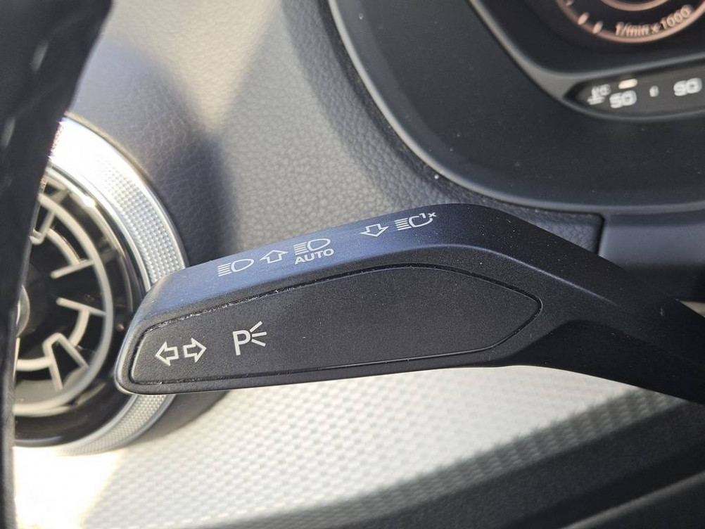 Acheter Audi Q2 Q2 35 TFSI 150 S tronic 7 Design Luxe 5p occasion dans les concessions du Groupe Faurie