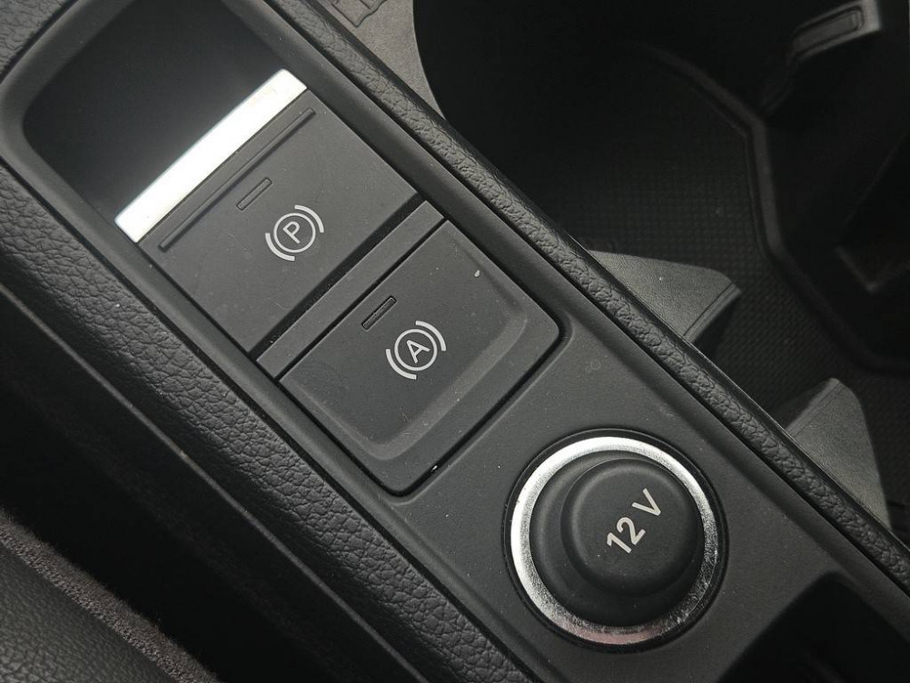 Acheter Audi Q3 Q3 Sportback 40 TDI 200 ch S tronic 7 Quattro S Edition 5p occasion dans les concessions du Groupe Faurie