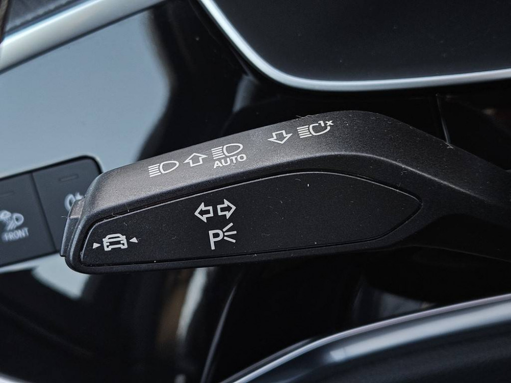 Acheter Audi Q3 Q3 Sportback 35 TDI 150 ch S tronic 7 S line 5p occasion dans les concessions du Groupe Faurie