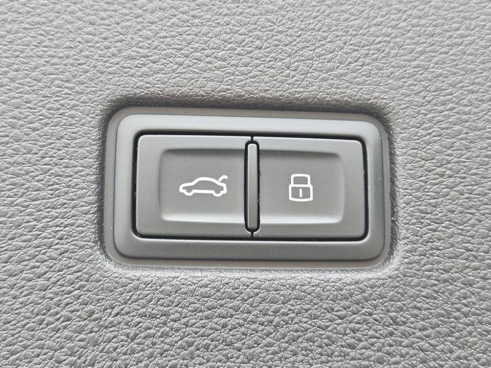Acheter Audi Q8 Q8 60 TFSI e 462 Tiptronic 8 Quattro Compétition 5p occasion dans les concessions du Groupe Faurie