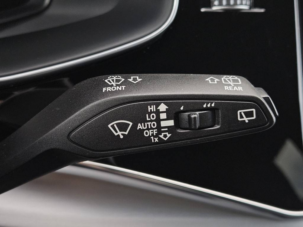 Acheter Audi Q8 Q8 60 TFSI e 462 Tiptronic 8 Quattro Compétition 5p occasion dans les concessions du Groupe Faurie