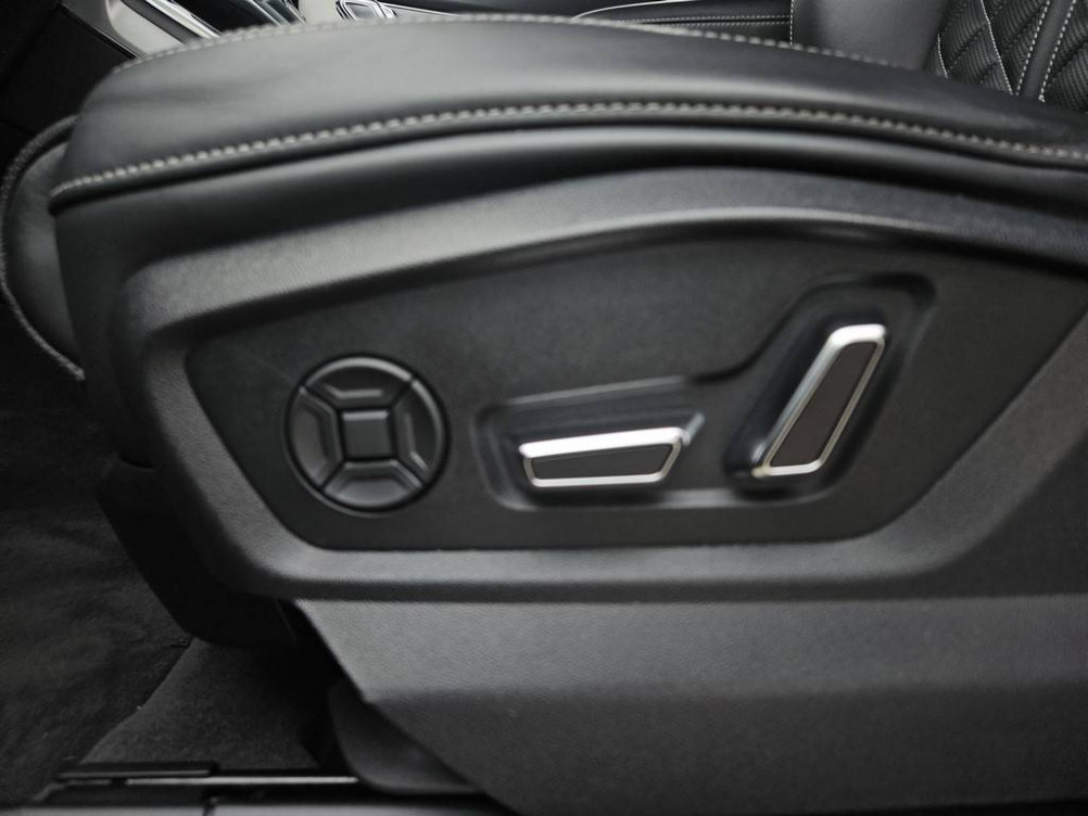 Acheter Audi Q8 Q8 60 TFSI e 462 Tiptronic 8 Quattro Compétition 5p occasion dans les concessions du Groupe Faurie