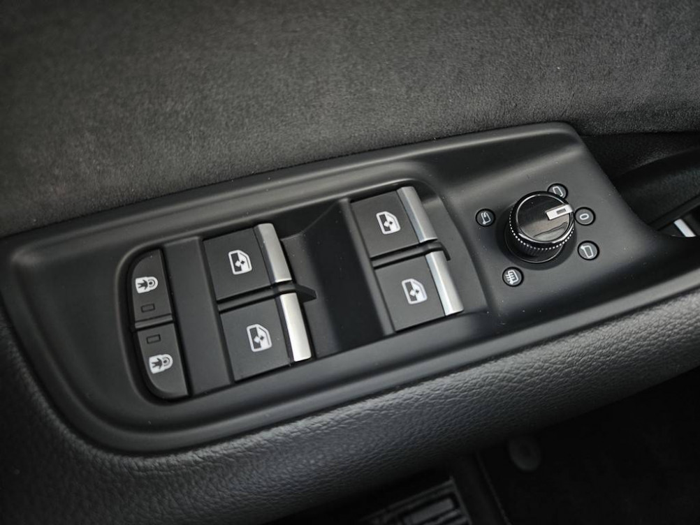 Acheter Audi Q8 Q8 60 TFSI e 462 Tiptronic 8 Quattro Compétition 5p occasion dans les concessions du Groupe Faurie