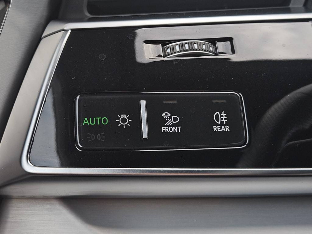Acheter Audi Q8 Q8 60 TFSI e 462 Tiptronic 8 Quattro Compétition 5p occasion dans les concessions du Groupe Faurie
