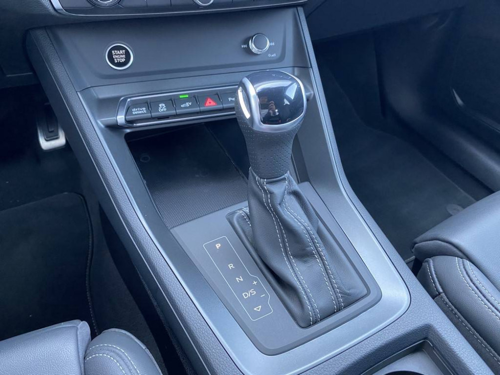 Acheter Audi Q3 Q3 45 TFSIe 245 ch S tronic 6 S line 5p occasion dans les concessions du Groupe Faurie