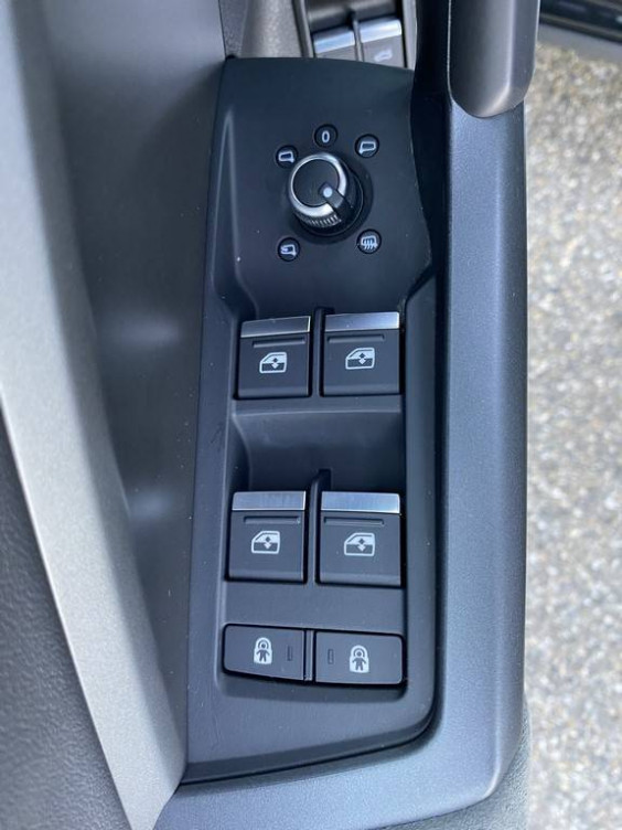 Acheter Audi Q3 Q3 45 TFSIe 245 ch S tronic 6 S line 5p occasion dans les concessions du Groupe Faurie