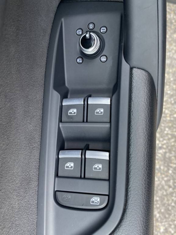 Acheter Audi Q5 Q5 Sportback 40 TDI 204 S tronic 7 Quattro S line 5p occasion dans les concessions du Groupe Faurie