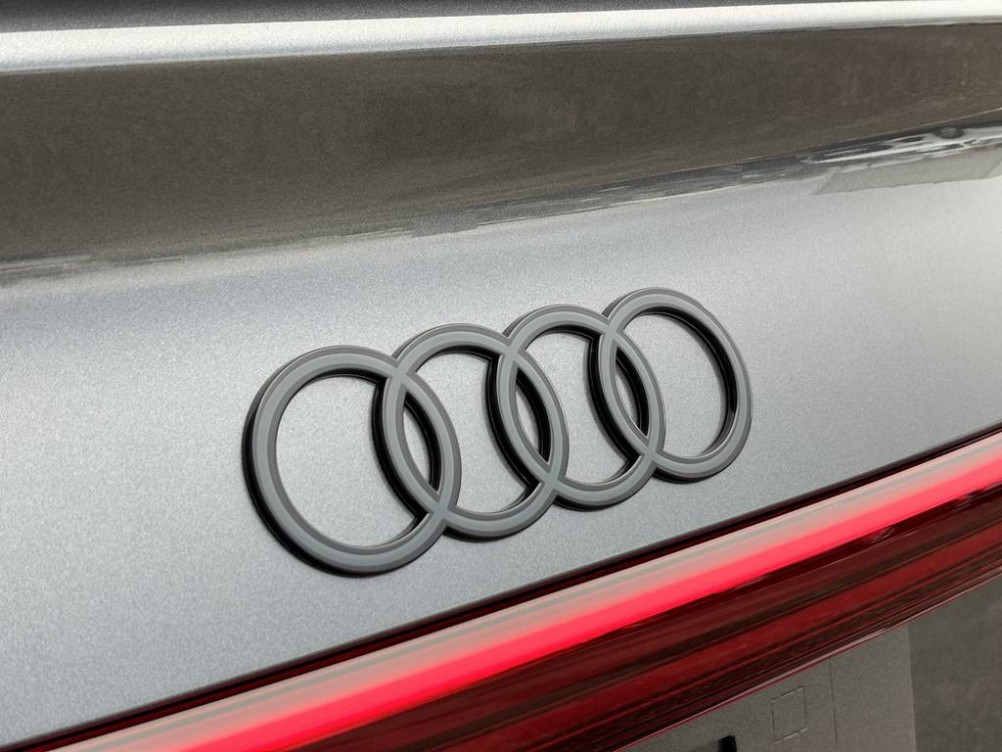 Acheter Audi Q8 e-tron SQ8 e-tron Sportback 503 ch 114 kWh Quattro  5p neuf dans les concessions du Groupe Faurie