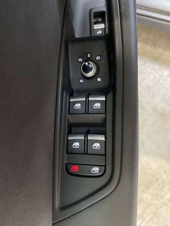 Acheter Audi A4 A4 Avant 35 TDI 163 S tronic 7 Business Line 5p occasion dans les concessions du Groupe Faurie