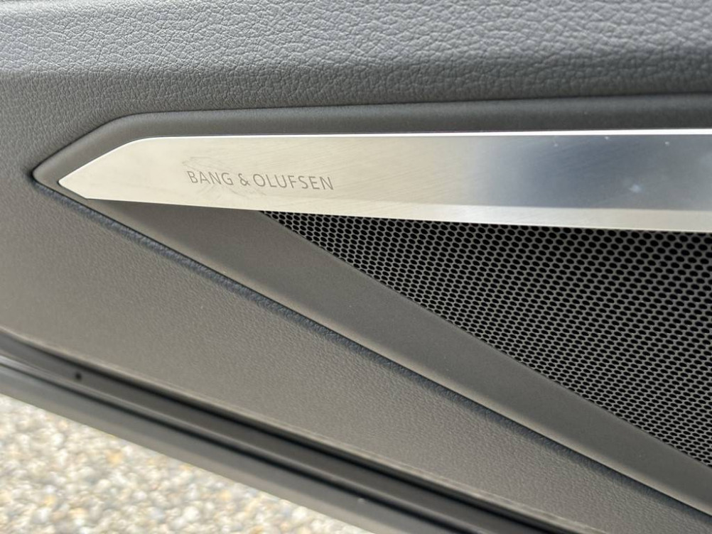 Acheter Audi Q8 e-tron SQ8 e-tron Sportback 503 ch 114 kWh Quattro  5p neuf dans les concessions du Groupe Faurie