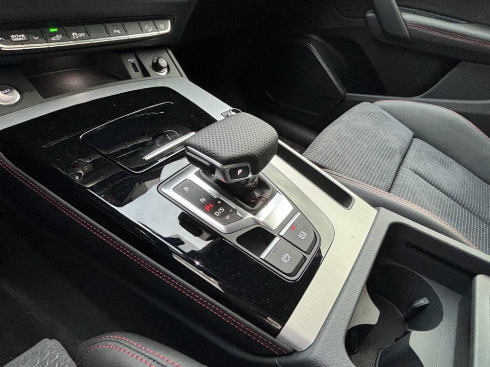 Acheter Audi Q5 Q5 Sportback 50 TFSIe 299 S tronic 7 Quattro S line 5p neuf dans les concessions du Groupe Faurie