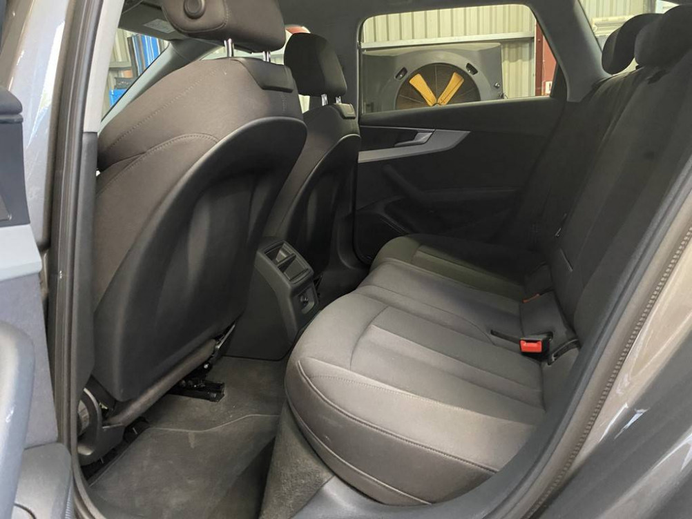 Acheter Audi A4 A4 Avant 35 TDI 163 S tronic 7 Business Line 5p occasion dans les concessions du Groupe Faurie