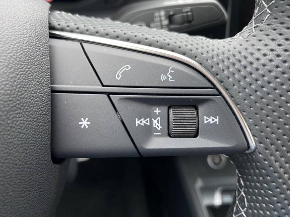 Acheter Audi Q3 Q3 Sportback 35 TFSI 150 ch S tronic 7 S line 5p occasion dans les concessions du Groupe Faurie