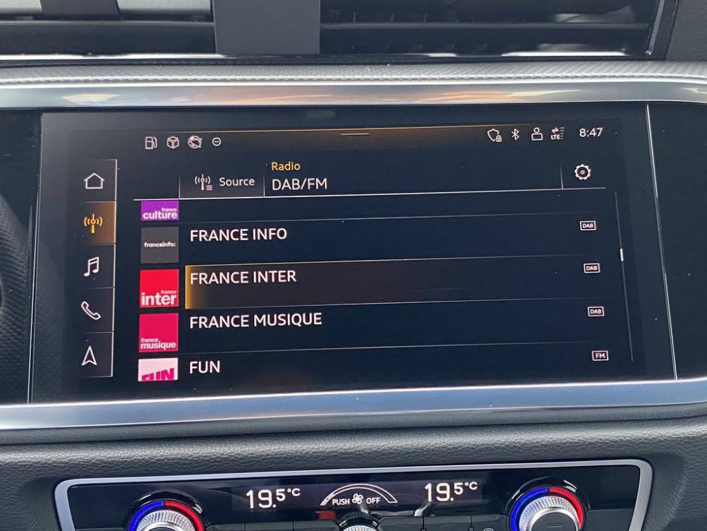 Acheter Audi Q3 Q3 Sportback 35 TFSI 150 ch S tronic 7 S line 5p occasion dans les concessions du Groupe Faurie
